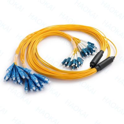 โหมดเดียว Breakout Sc ไฟเบอร์ออปติก Patch Cord 12 Core Duplex OS2